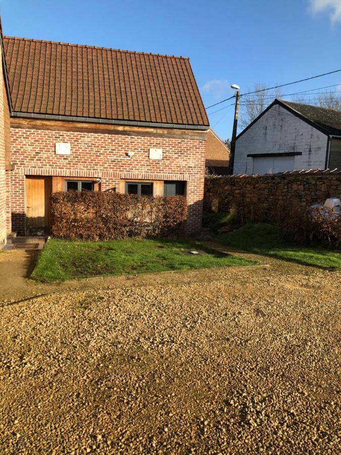 Appartement Lumineux Et Calme Jodoigne Exterior photo